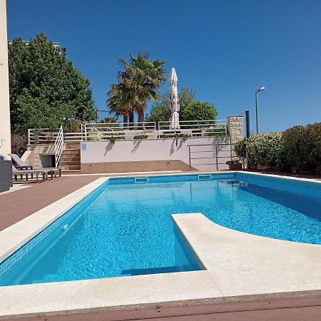 Sky - Beautiful Rooftop Apartment With Shared Pool Split Buitenkant foto