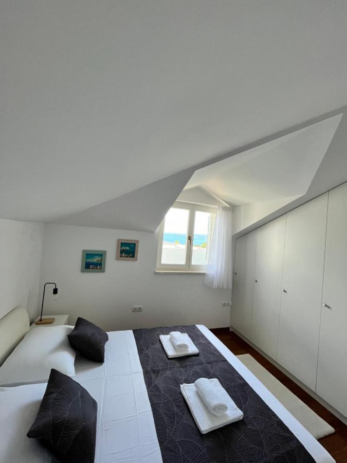 Sky - Beautiful Rooftop Apartment With Shared Pool Split Buitenkant foto