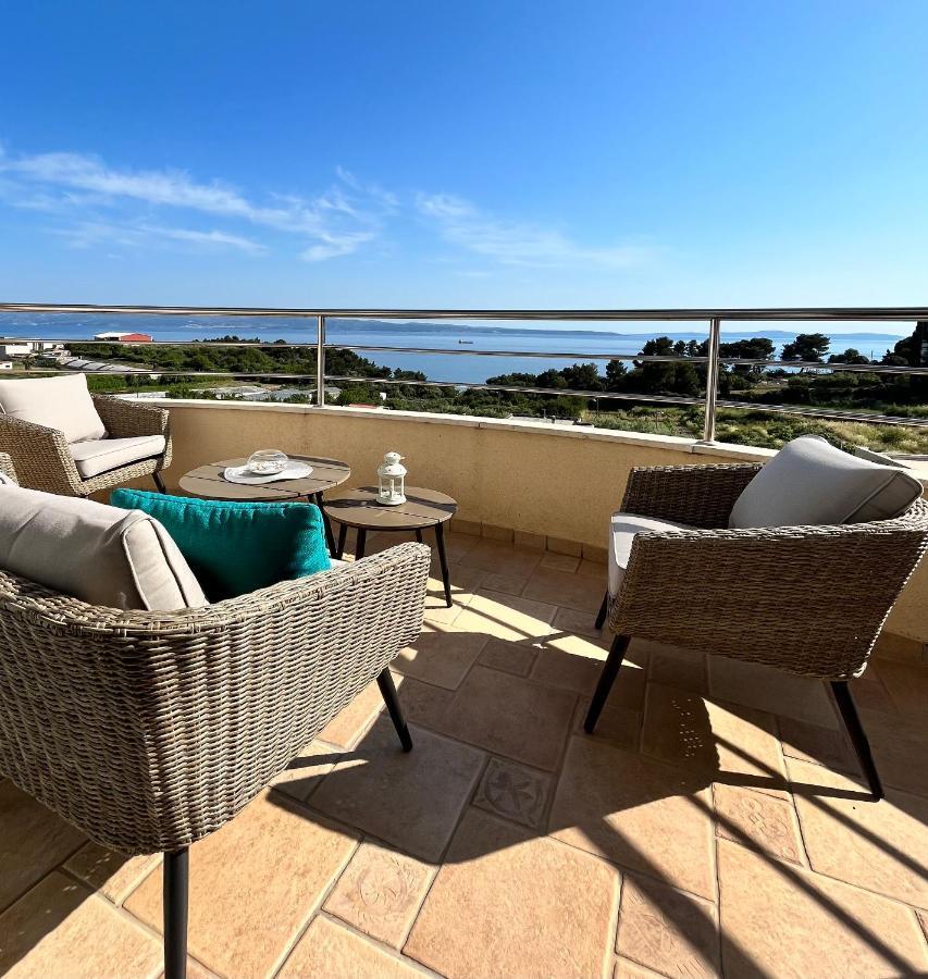 Sky - Beautiful Rooftop Apartment With Shared Pool Split Buitenkant foto